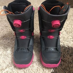 Thirty two boa snowboard boots